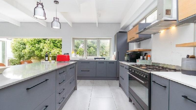 6 Bedroom Property for Sale in Kleinbaai Western Cape